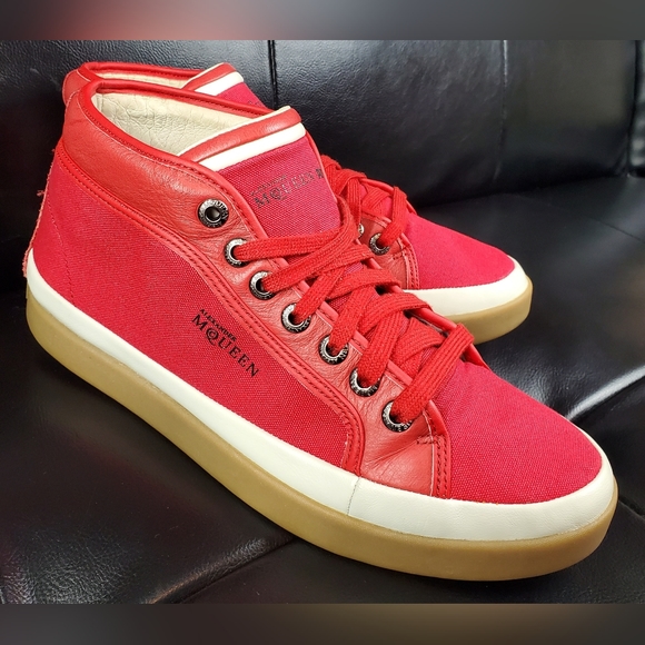 Alexander McQueen Puma Red Formula One Rabble - Picture 1 of 6